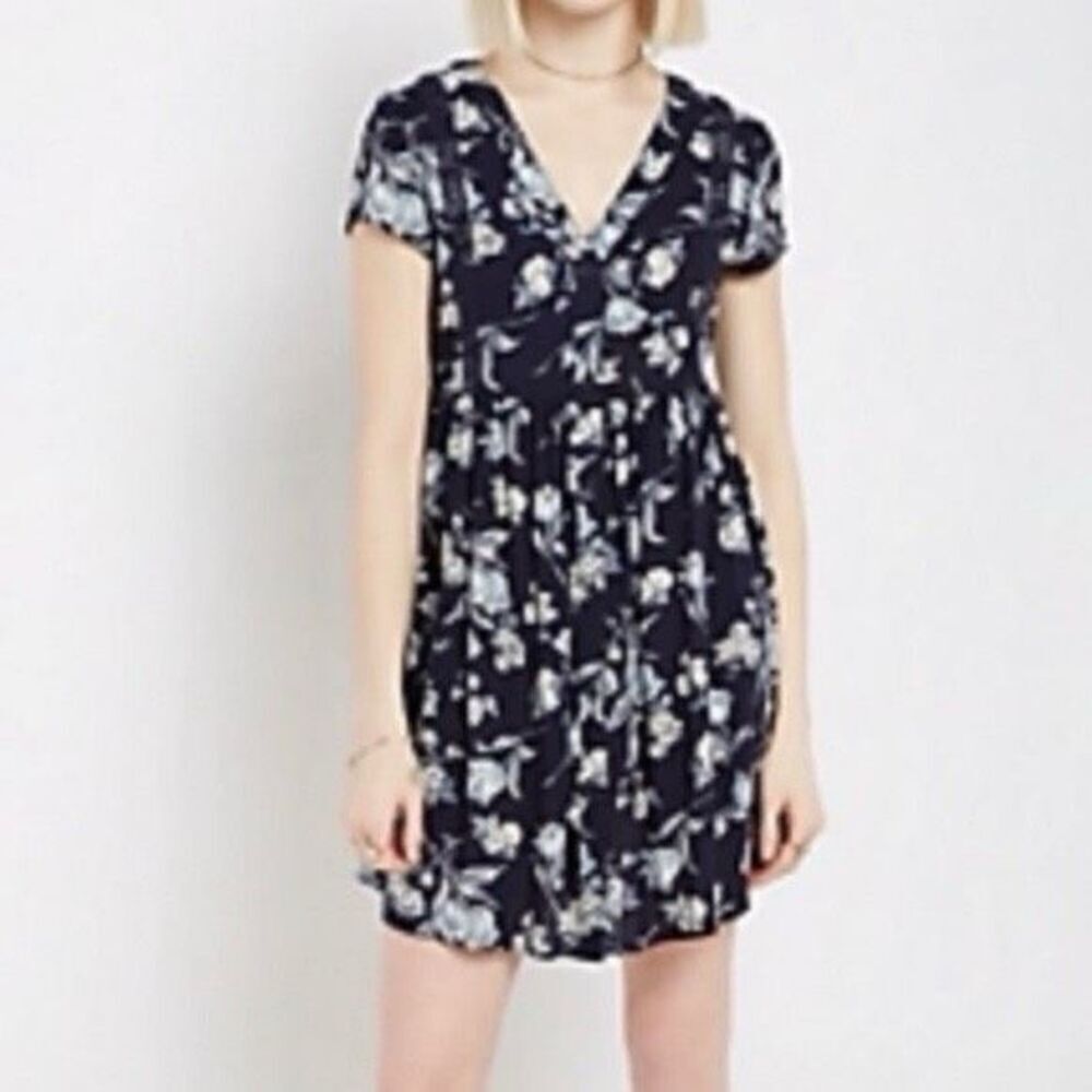 ✨Wild Blue x Sadie Robertson Floral Print Sz Large Dress✨